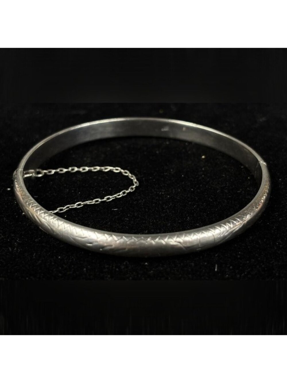 Vintage Etched Sterling Silver Hinged Bangle Bracelet